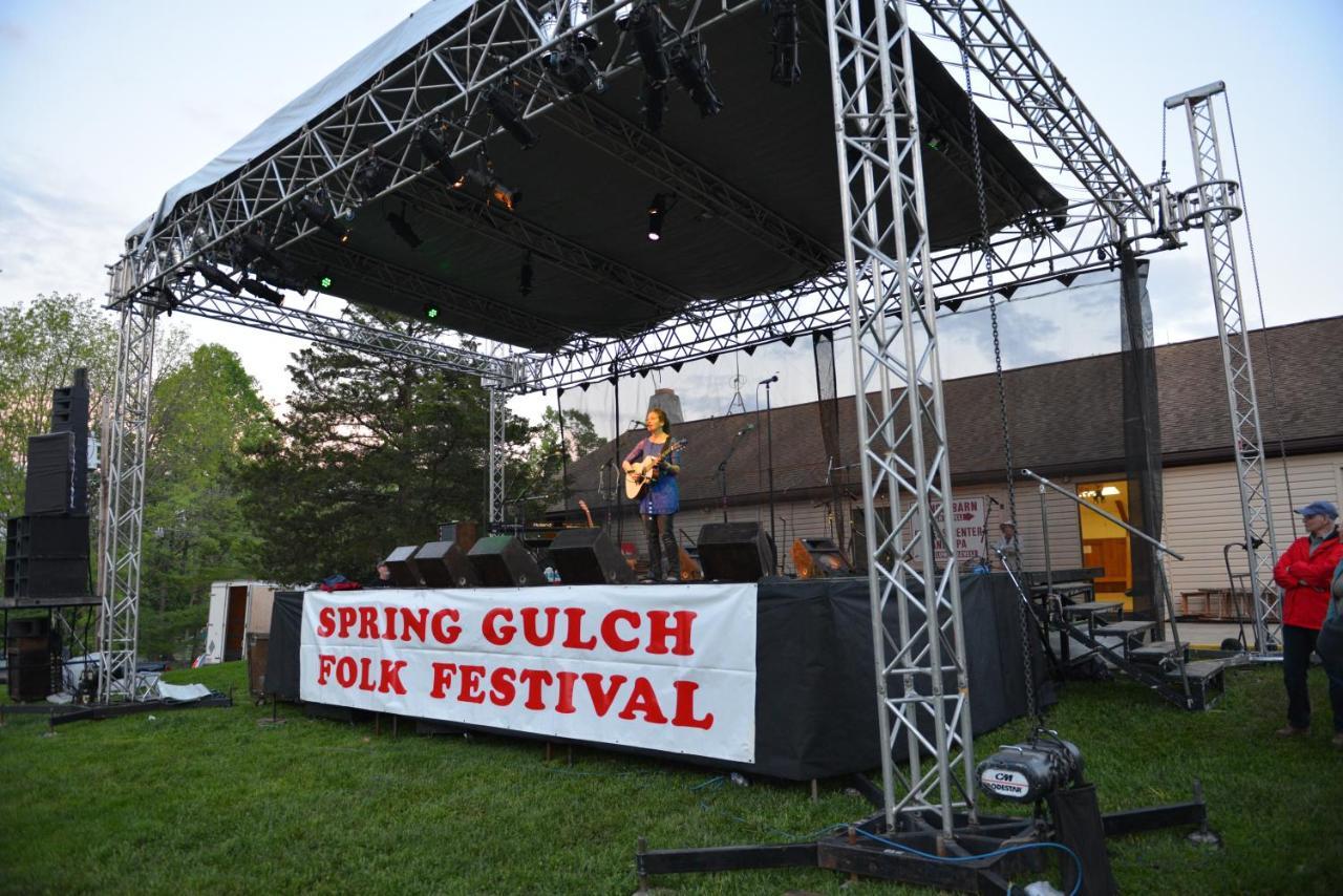 Spring Gulch Screened Park Model 6 Mount Airy Dış mekan fotoğraf